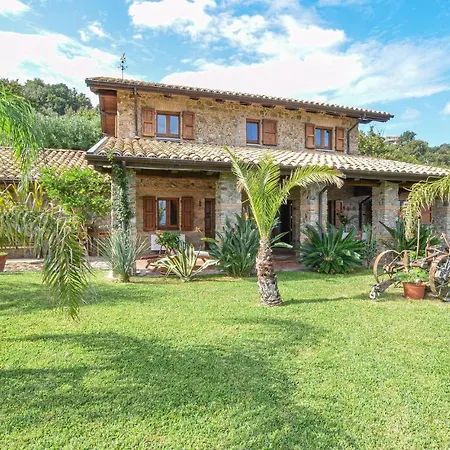 Nice In W/ Outdoor Swimming Pool, Sauna And 4 Bedrooms Casa vacanze *